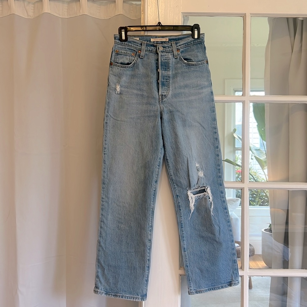 Levi’s ribcage straight jeans